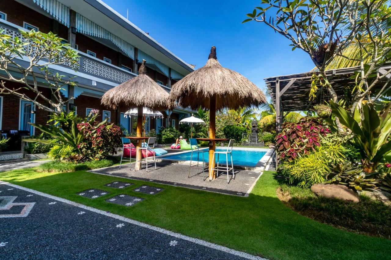D-Anyar Stay And Surf Canggu Ngoại thất bức ảnh