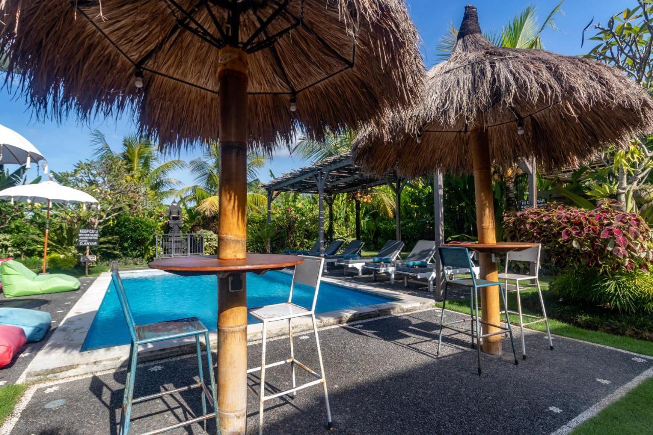 D-Anyar Stay And Surf Canggu Ngoại thất bức ảnh