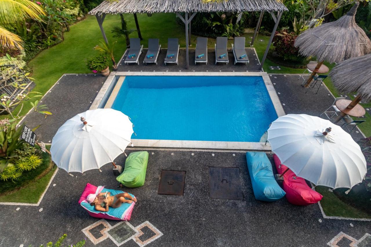 D-Anyar Stay And Surf Canggu Ngoại thất bức ảnh